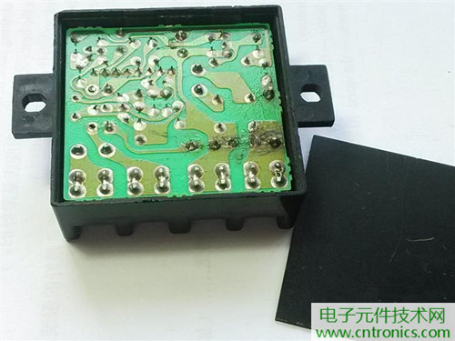 漏電保護(hù)器拆解：結(jié)構(gòu)有差異，做工不錯(cuò)