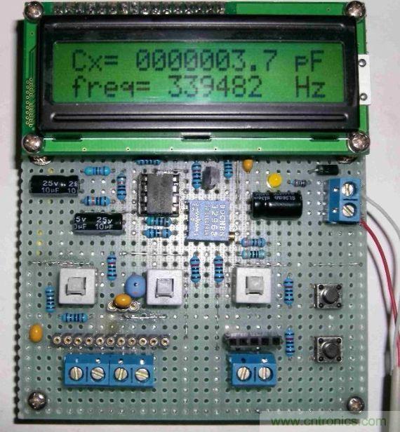 DIY集電容、電感和頻率為一體的測量儀器