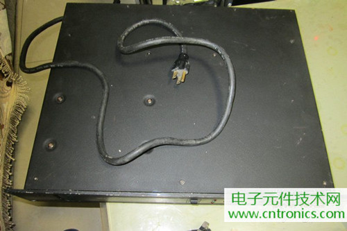 用料很給力！專業(yè)后級(jí)功放美國高峰FA1201拆解