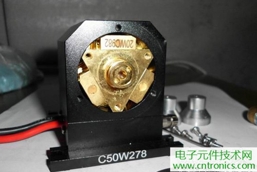 這貨一萬三？50W半導(dǎo)體激光模塊拆解