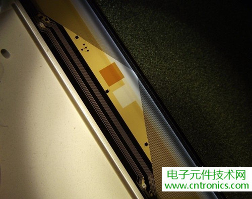 探秘電子紙！一款電紙書(shū)的電子墨水屏拆解