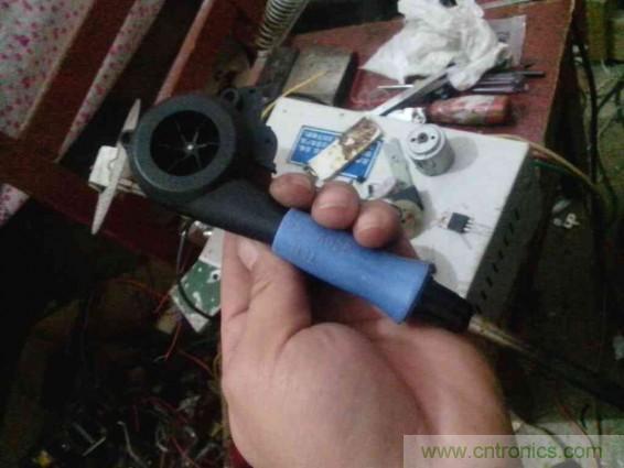 利用廢品制作熱風(fēng)槍！