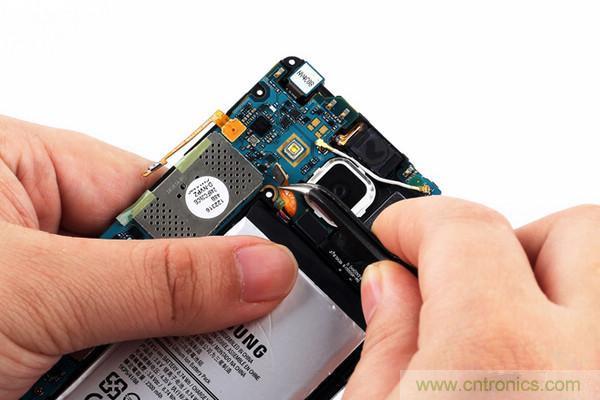 拆解狂魔荼毒新機(jī)三星金屬Galaxy A5，看槽點(diǎn)在何方？