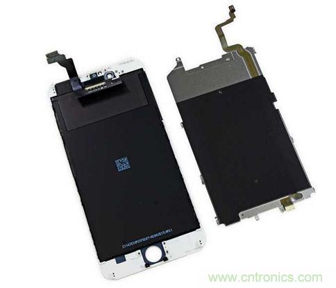 iPhone 6 Plus搭載的高清LED屏幕尺寸為5.5英寸，像素密度為401ppi，并采用了IPS（平面轉(zhuǎn)換）技術(shù)。（來源：iFixit）