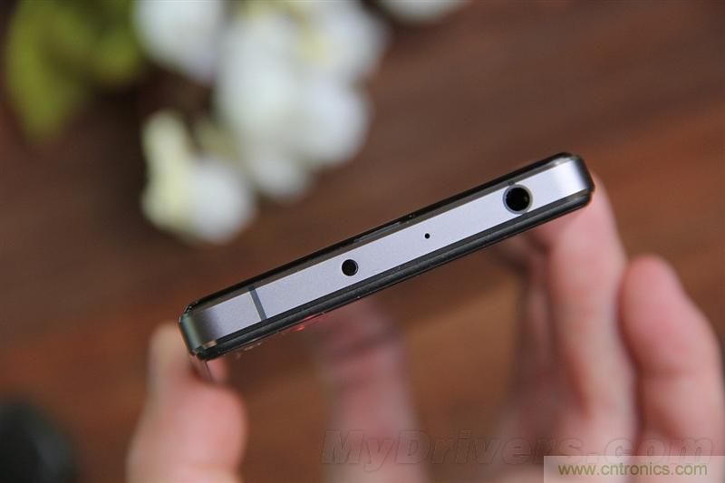 無邊框的 nubia Z9 ，一款既有驚喜，又有驚艷的智能手機