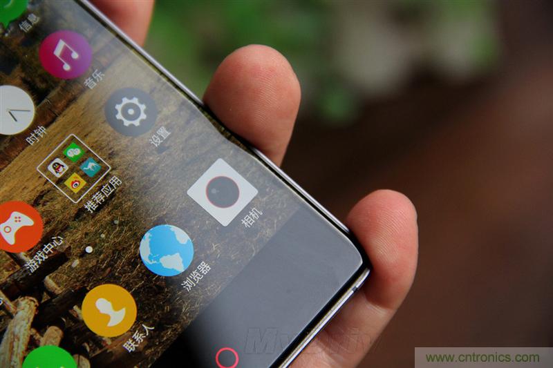 無邊框的 nubia Z9 ，一款既有驚喜，又有驚艷的智能手機