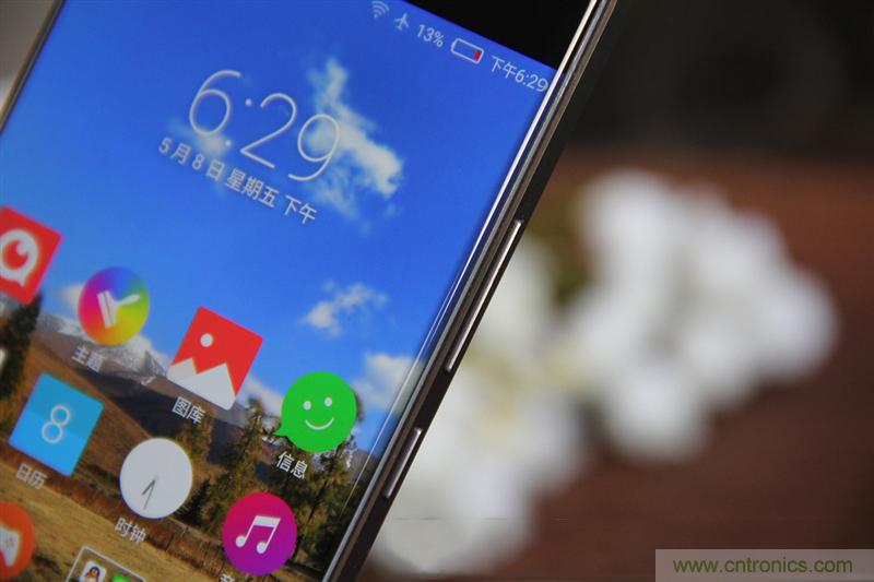 無邊框的 nubia Z9 ，一款既有驚喜，又有驚艷的智能手機