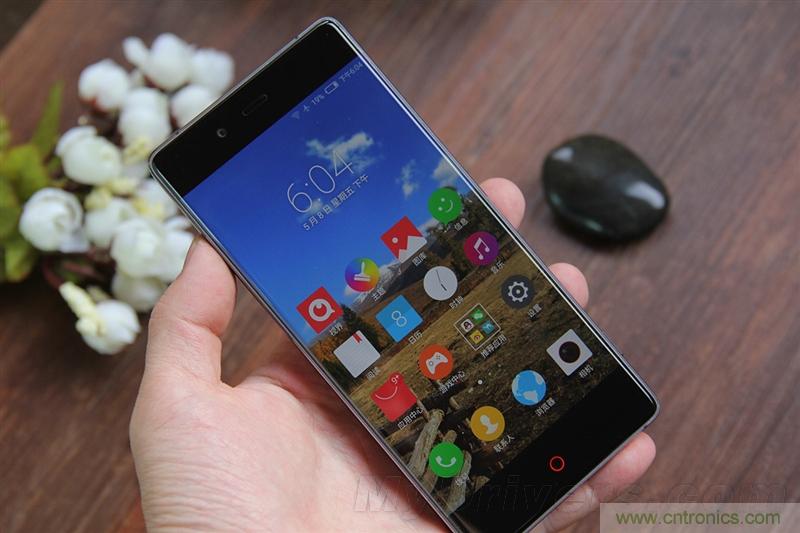 無邊框的 nubia Z9 ，一款既有驚喜，又有驚艷的智能手機
