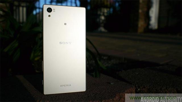 傳奇索尼，憑借Sony Xperia Z5能否在移動(dòng)市場(chǎng)奪得一席之地？