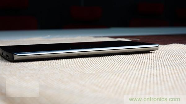 業(yè)界良心 LG V10 評測:剛毅、冷峻，不失人性化