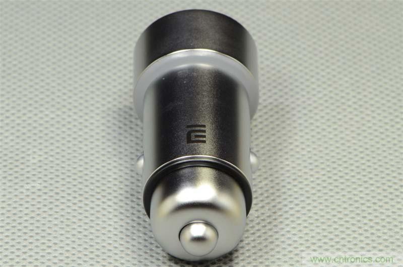 小米車(chē)載充電器拆解評(píng)測(cè)：49元能讓這枚“子彈”飛多遠(yuǎn)？