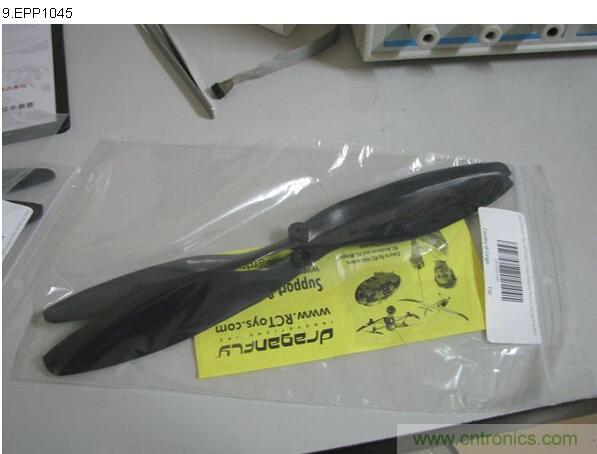 無人機 DIY 制作全過程，酷得不要不要的！