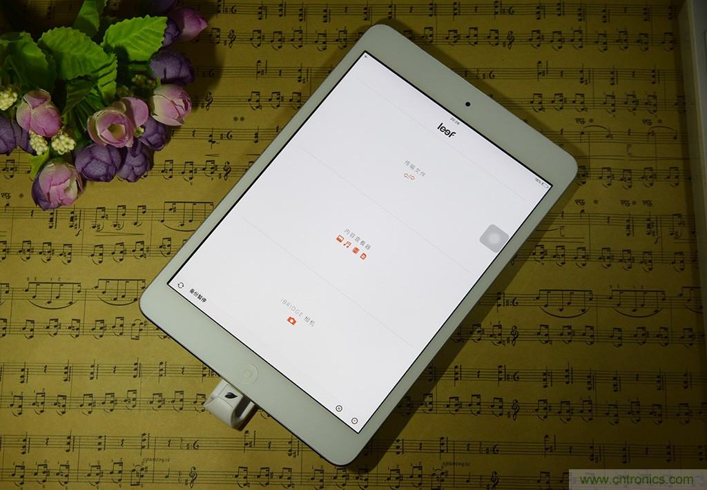 不越獄，就能隨意給iPad增容的影音娛樂利器