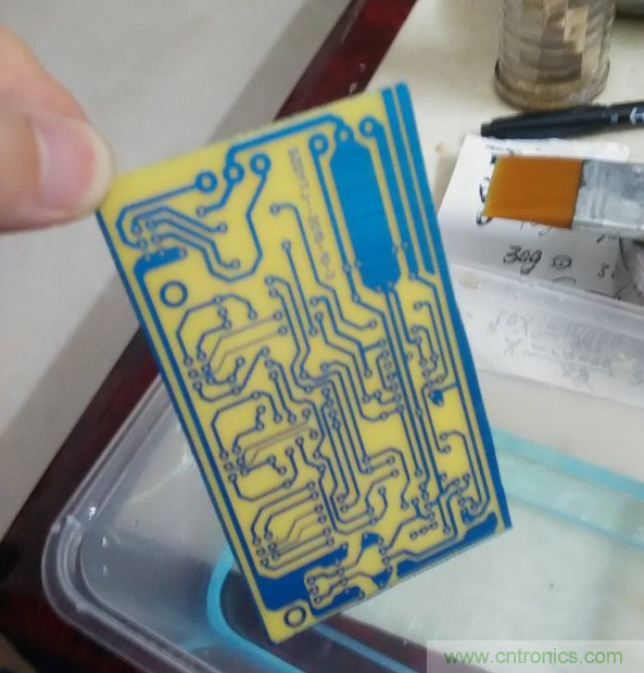 嘗試了四次PCB制作， 最后一發(fā)算是成功了