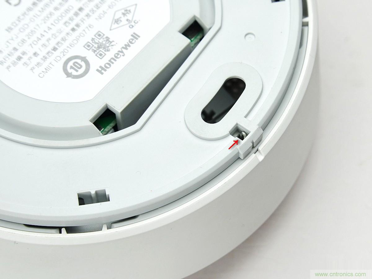 小米煙霧報(bào)警器拆解：一顆電池可用五年是如何做到的？