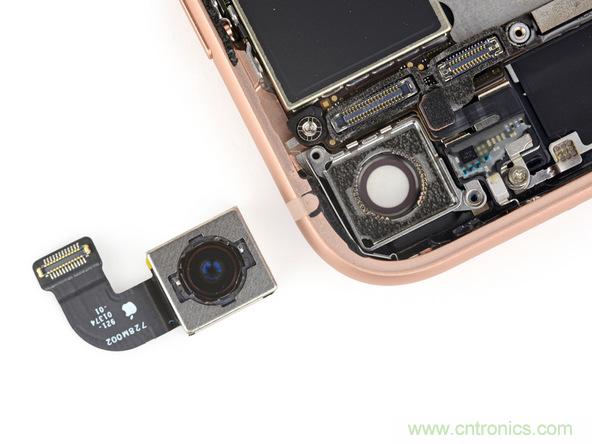 iPhone 8首拆：無線充電版本的iPhone 7？