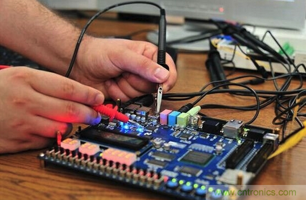 PCB設(shè)計為何一般控制50歐姆阻抗？?