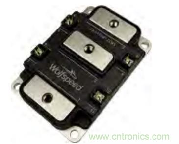 新型SiC功率模塊以之Si IGBT，在更小的封裝內(nèi)提供更高的功率密度