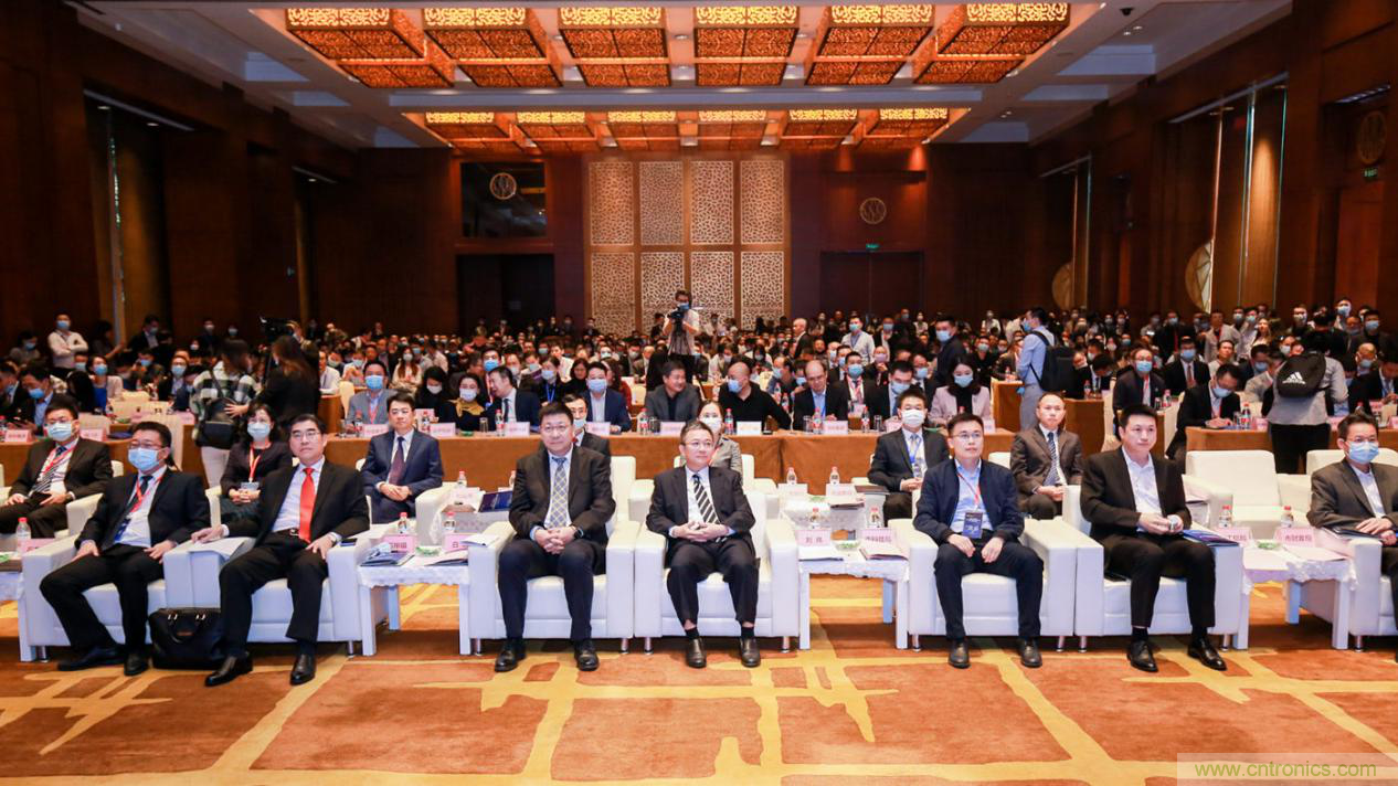 2020年松山湖功能區(qū)投資推介會成功舉辦，攬資350億發(fā)力新經(jīng)濟新產(chǎn)業(yè)